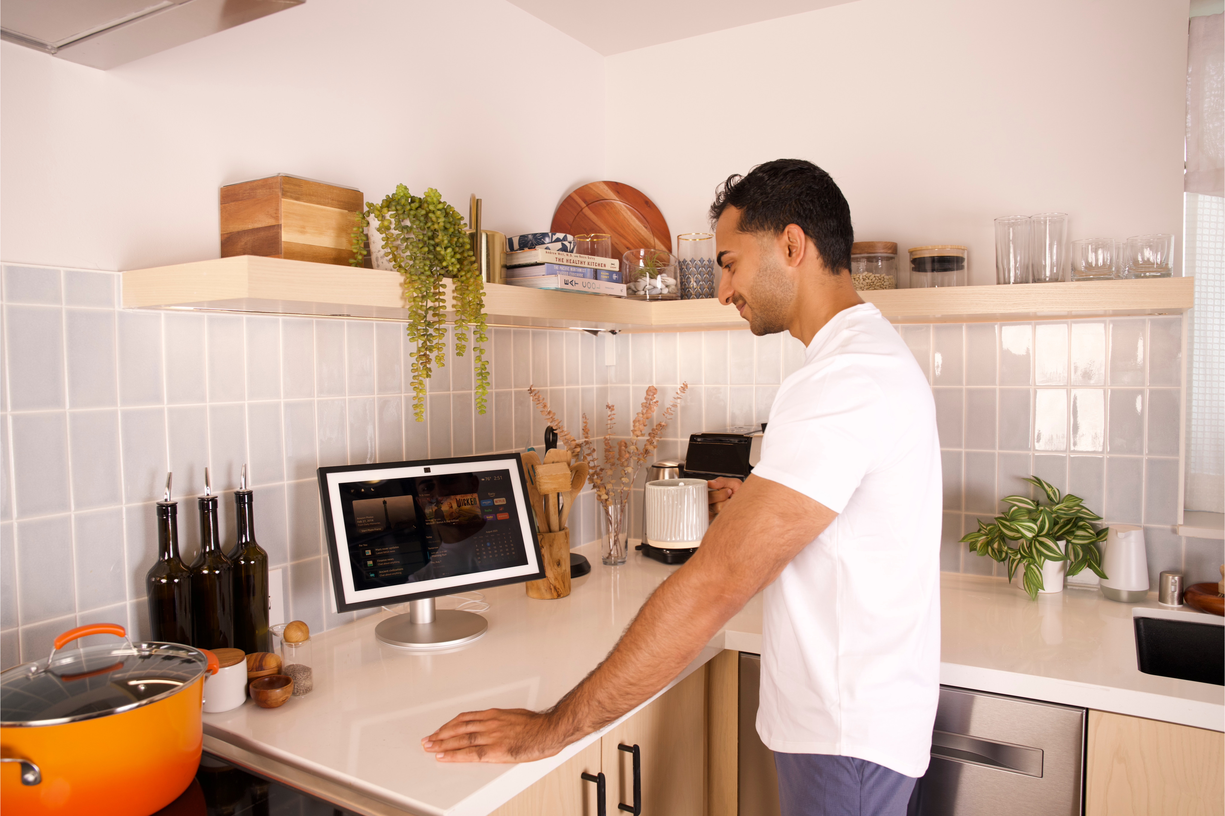 Hassam Farooq - Growth Marketing Professional